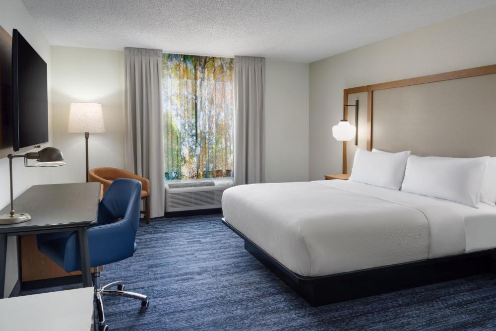 King Room with Sofa Bed interior